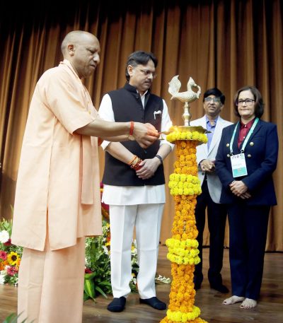 लखनऊ में TechSangam सम्मेलन के दूसरे दिन का शुभारंभ, सीएम योगी ने AI और तकनीकी नवाचार पर दिया जोर