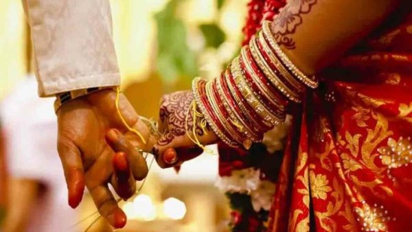 Noida News: गरीब परिवारों की बेटियों की शादी के लिए मिलेंगे 20 हजार रुपये, यहां करें ऑनलाइन आवेदन