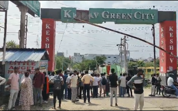 सीतापुर में केशव ग्रीन सिटी के बिल्डर समेत कई लोगों पर FIR, बाढ़ में डूब गई थी पूरी कॉलोनी